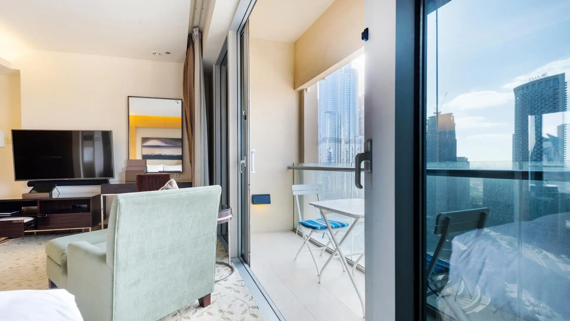 Apartamento The Address Dubai Mall Residences